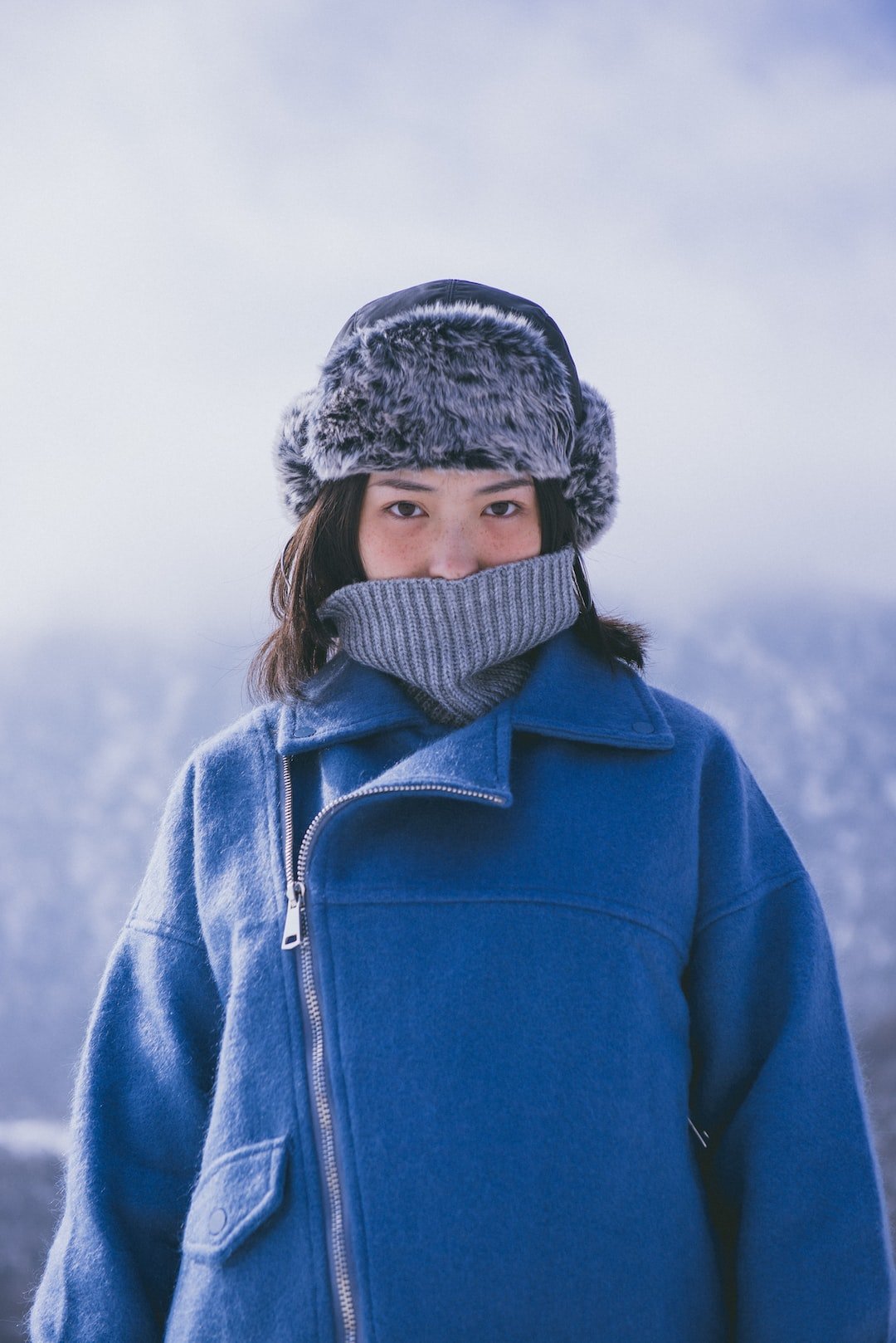 Fashionable Ways to Stay Warm in Winter - ZLA